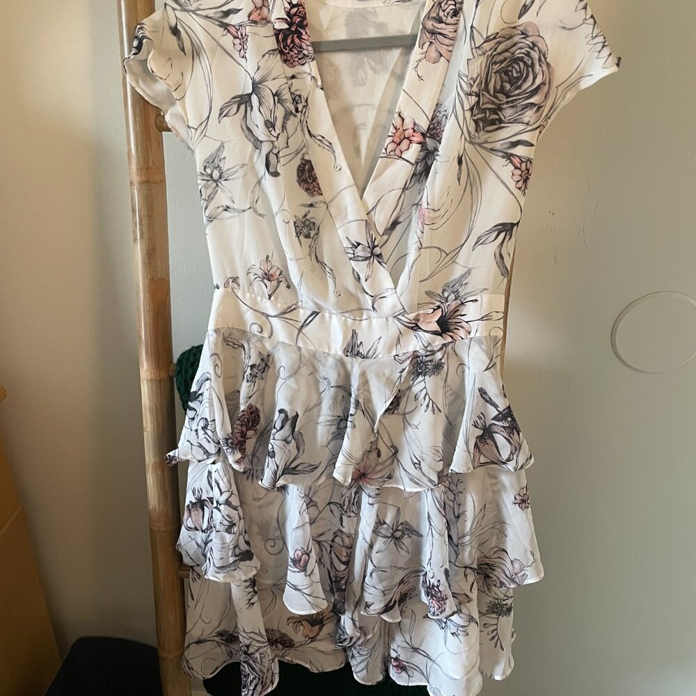 Marchesa Voyage White Floral Cocktail Dress Size 8